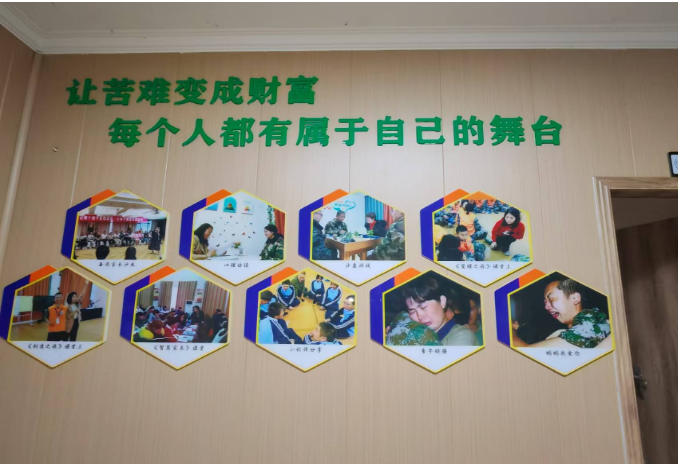 重慶環(huán)帝錦輝叛逆青少年素質(zhì)教育基地聯(lián)系電話、地址-圖3